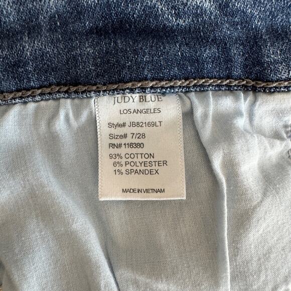 JUDY BLUE Boyfriend Fit Denim Jeans Womens Size 7/28 Relaxed Distressed - Picture 10 of 11